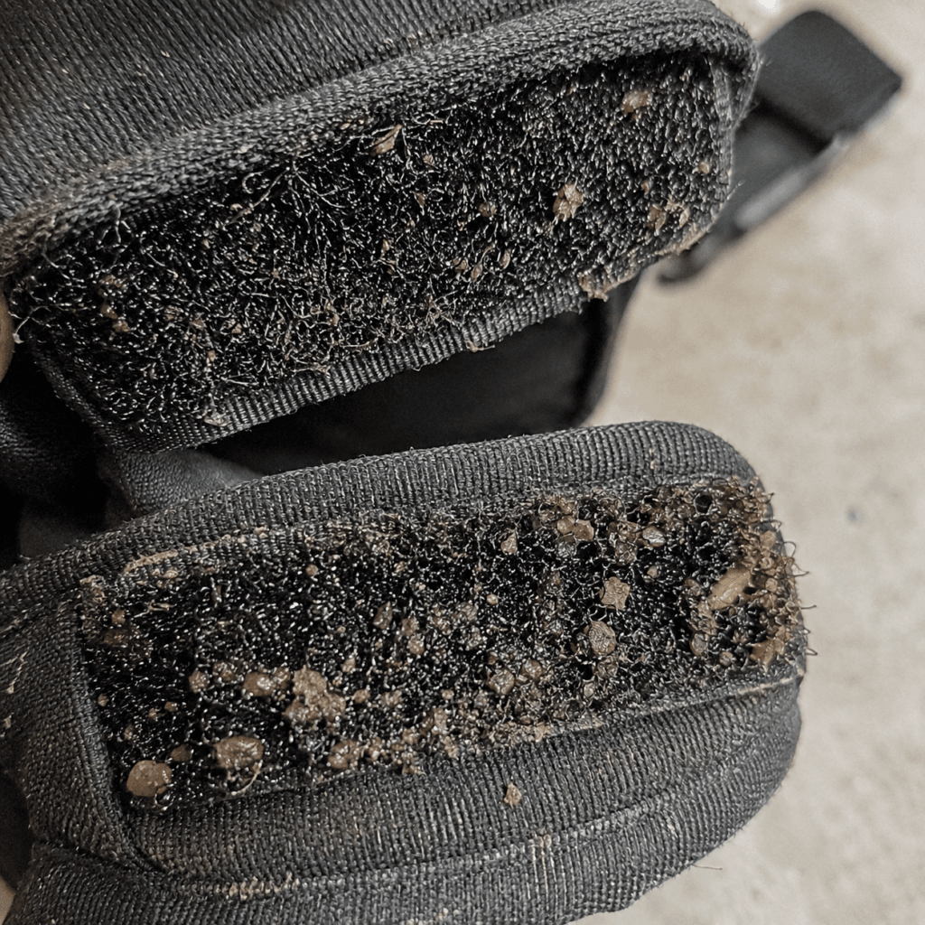 velcro treat pouch failure clogged residue dog training gear avoid.png